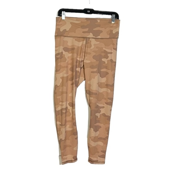 Fabletics POWERHOLD Camouflage Leggings Brown Size Large High Waisted Workout - Picture 1 of 7